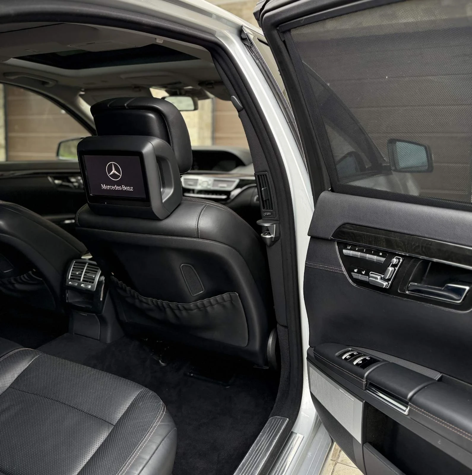 Mercedes-Benz S 500 * AMG* 3XTV* FULL MAXX* , снимка 11 - Автомобили и джипове - 54513003