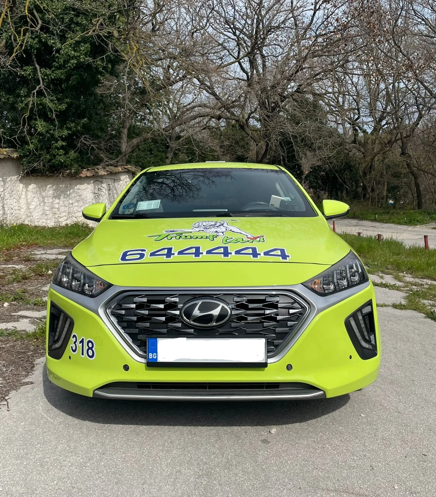 Hyundai Ioniq Plug-in Hybrid, снимка 5 - Автомобили и джипове - 55064041