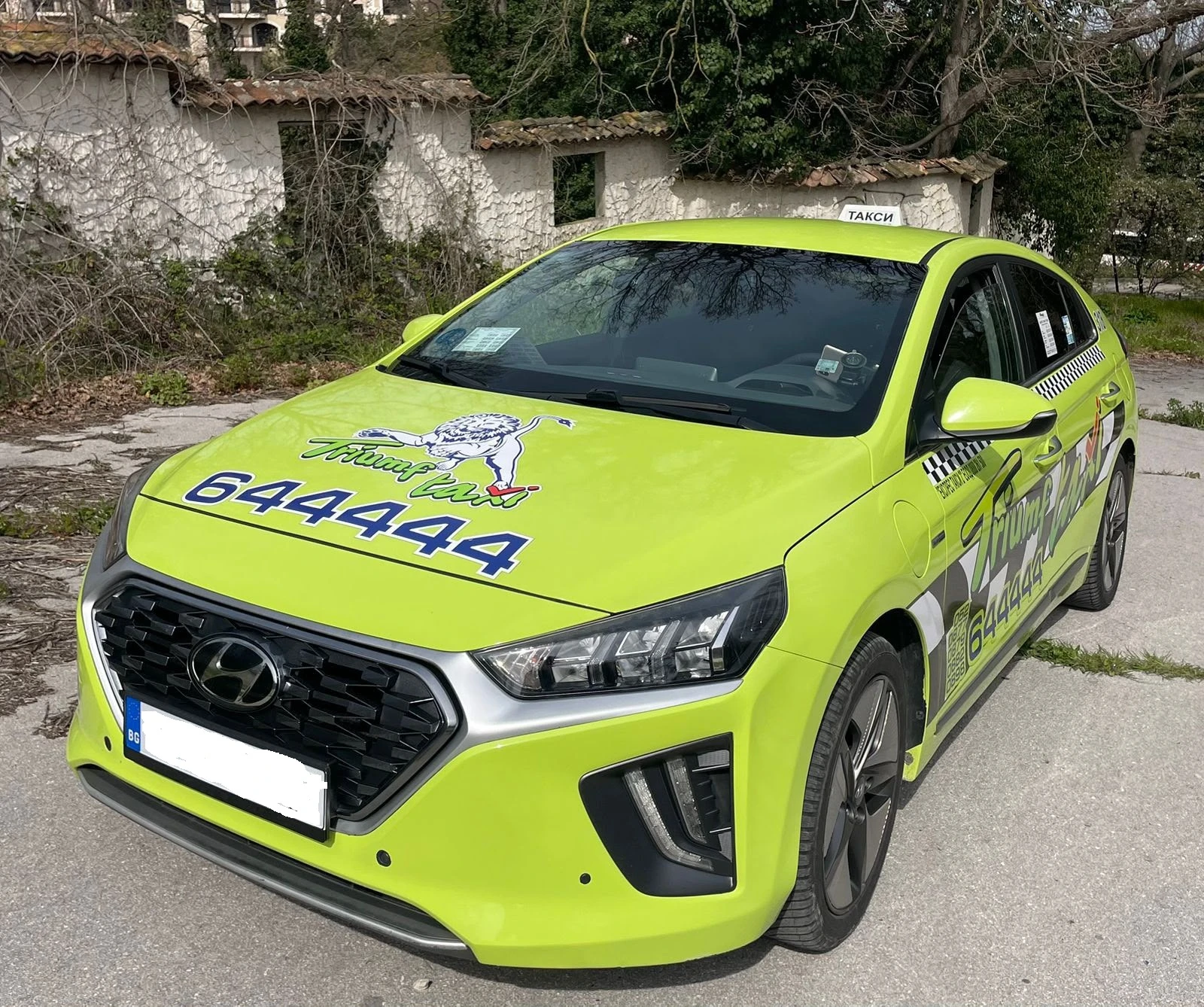 Hyundai Ioniq Plug-in Hybrid, снимка 6 - Автомобили и джипове - 55064041
