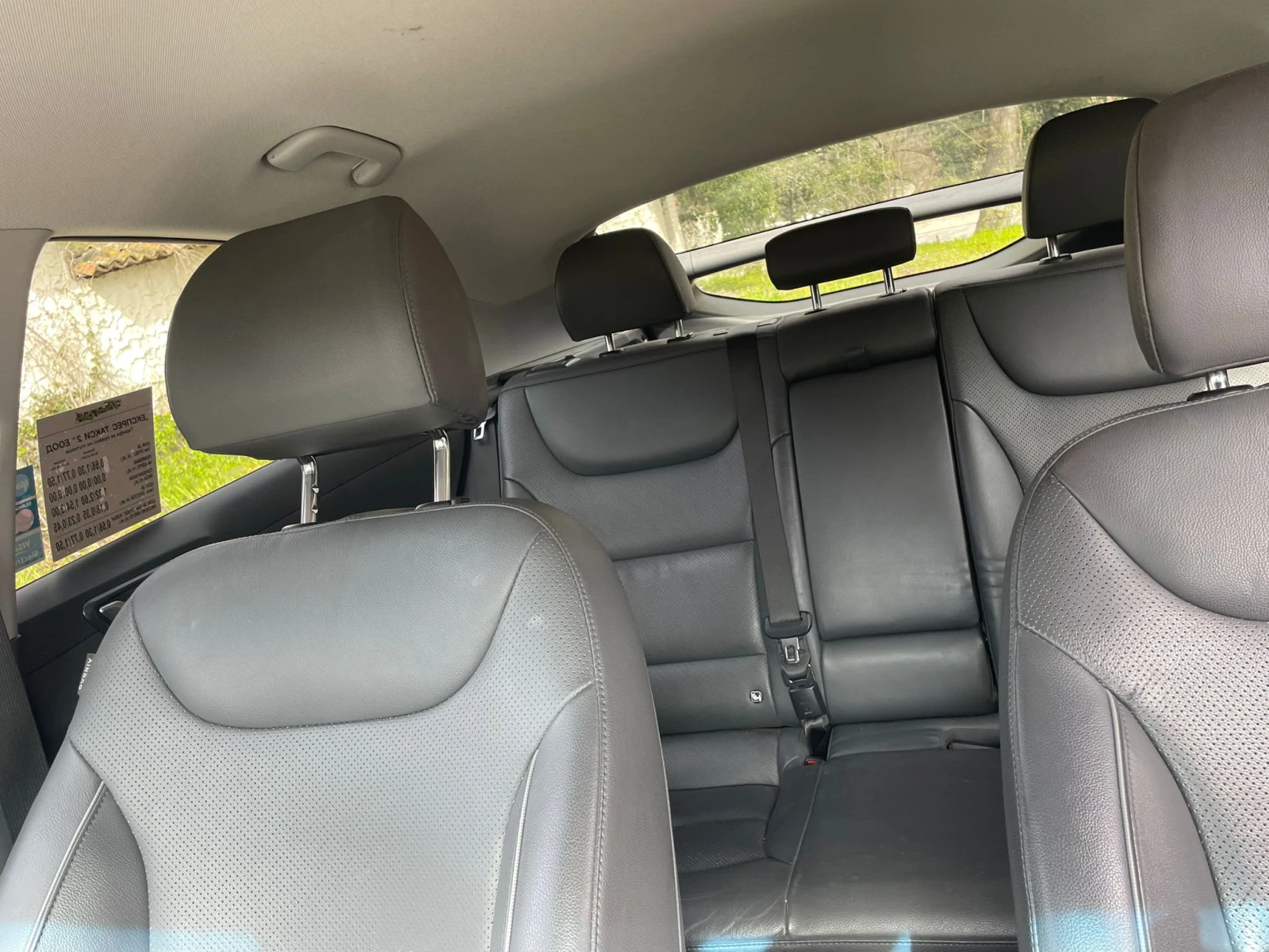 Hyundai Ioniq Plug-in Hybrid, снимка 10 - Автомобили и джипове - 55064041