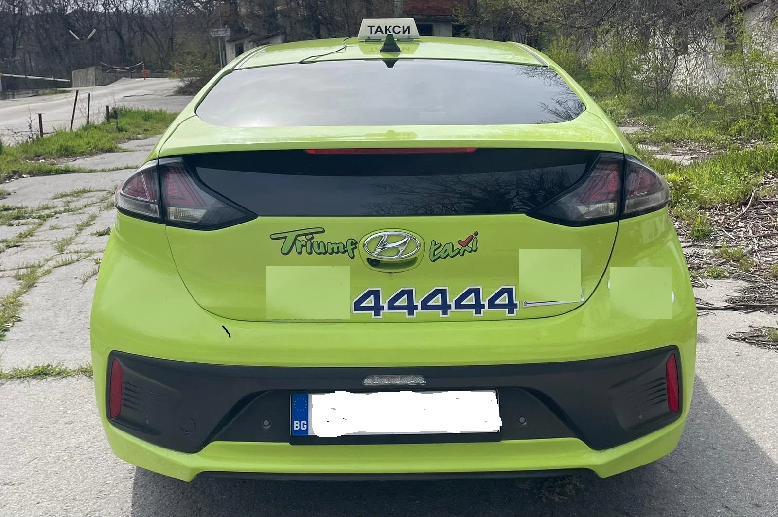 Hyundai Ioniq Plug-in Hybrid, снимка 4 - Автомобили и джипове - 55064041