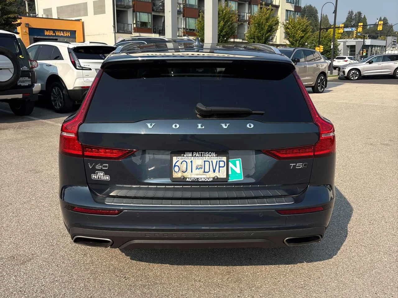 Volvo V60 Cross Country * T5 AWD * АВТОКРЕДИТ БЕЗ ПЪРВОНАЧАЛНА ВНОСКА* , снимка 4 - Автомобили и джипове - 55572034