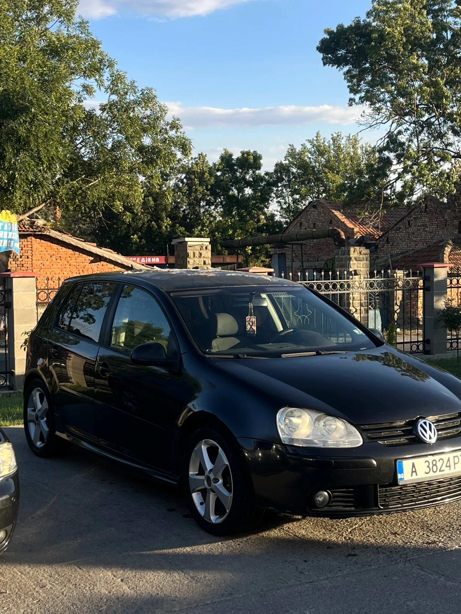 VW Golf, снимка 4 - Автомобили и джипове - 56012608