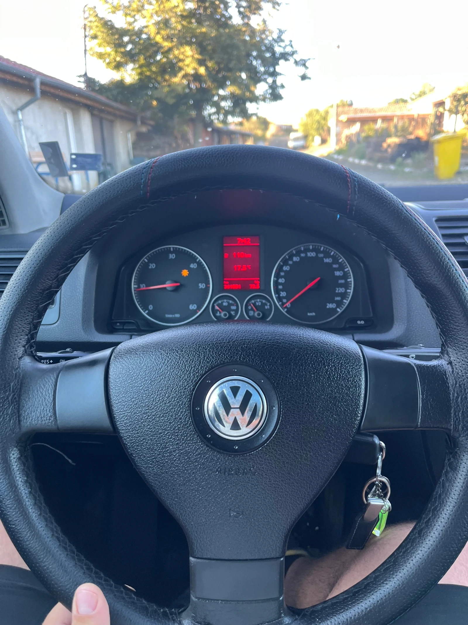 VW Golf, снимка 12 - Автомобили и джипове - 56012608