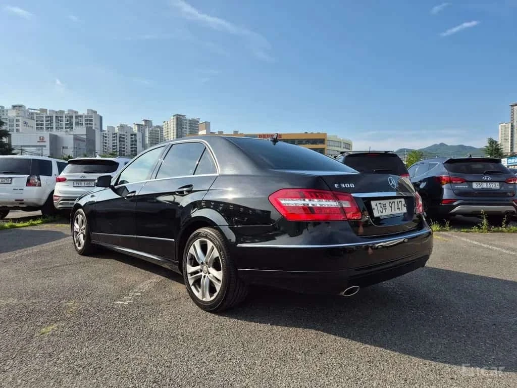 Mercedes-Benz E 300 * E300 Avangard * ЦЕНА ДО БГ, снимка 2 - Автомобили и джипове - 56303356