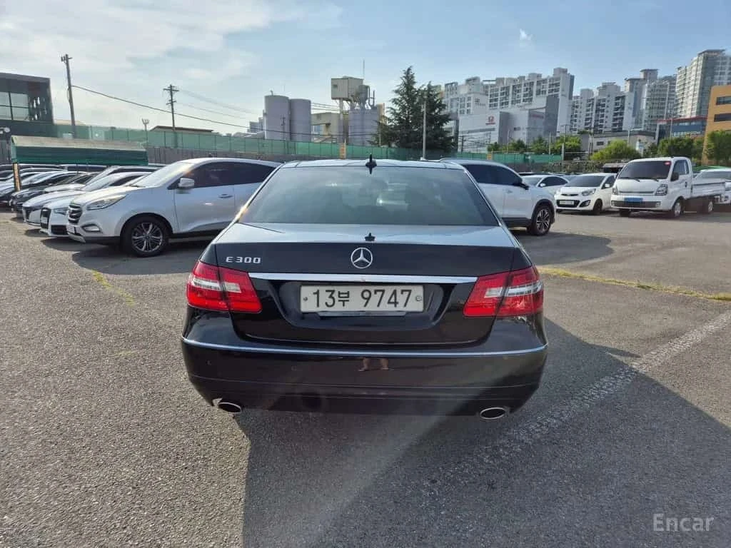 Mercedes-Benz E 300 * E300 Avangard * ЦЕНА ДО БГ, снимка 4 - Автомобили и джипове - 56303356