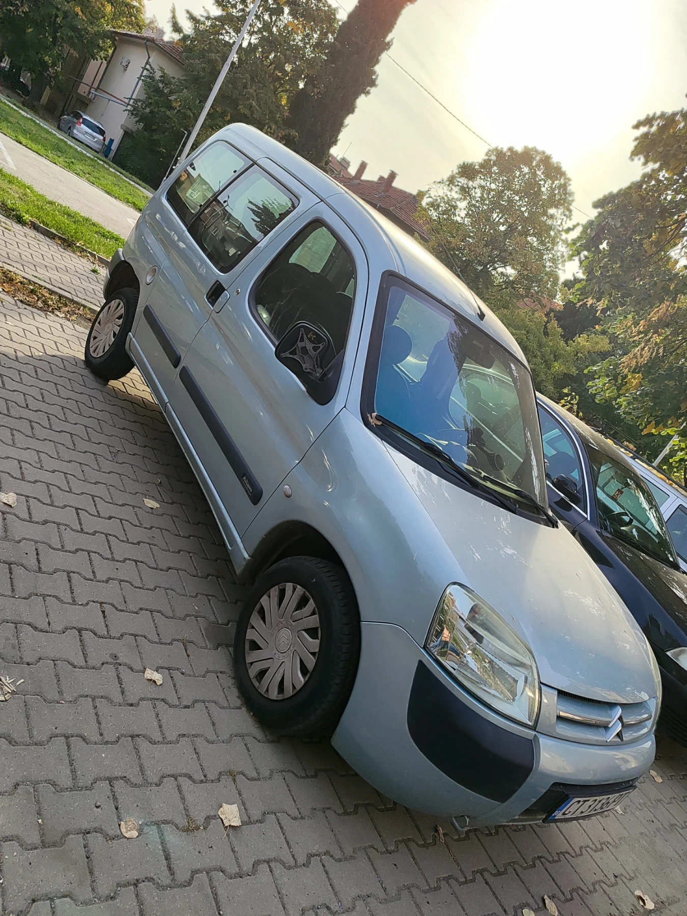 Citroen Berlingo, снимка 4 - Автомобили и джипове - 56407227