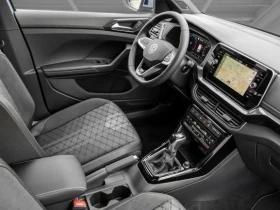 VW T-Cross 1.5 TSI = R-Line= Distronic Гаранция - 59090 лв. - 22230729 3
