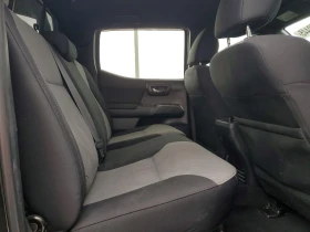 Toyota Tacoma DOUBLE CAB, снимка 10