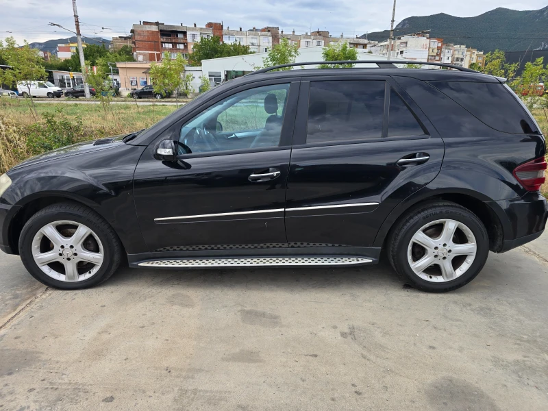 Mercedes-Benz ML 320 3.2D ТЕГЛИЧ, снимка 2 - Автомобили и джипове - 51744105