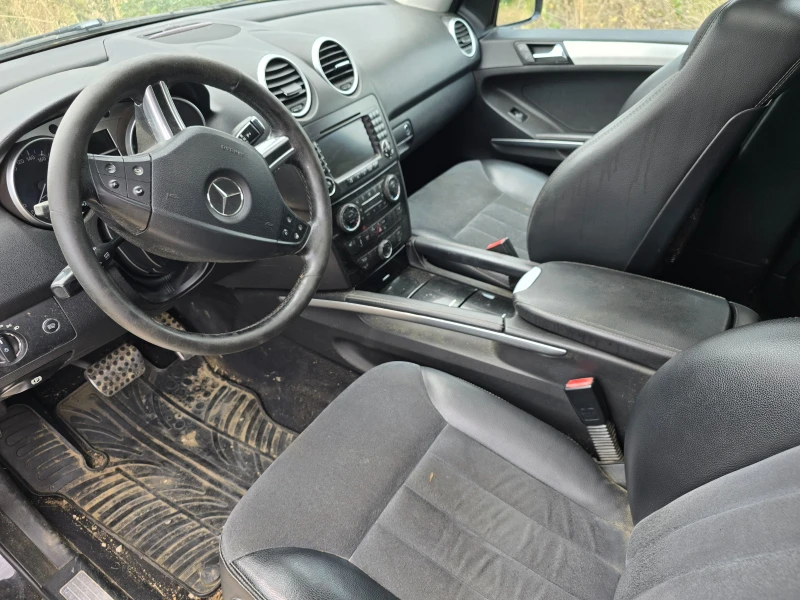 Mercedes-Benz ML 320 3.2D ТЕГЛИЧ, снимка 6 - Автомобили и джипове - 51744105