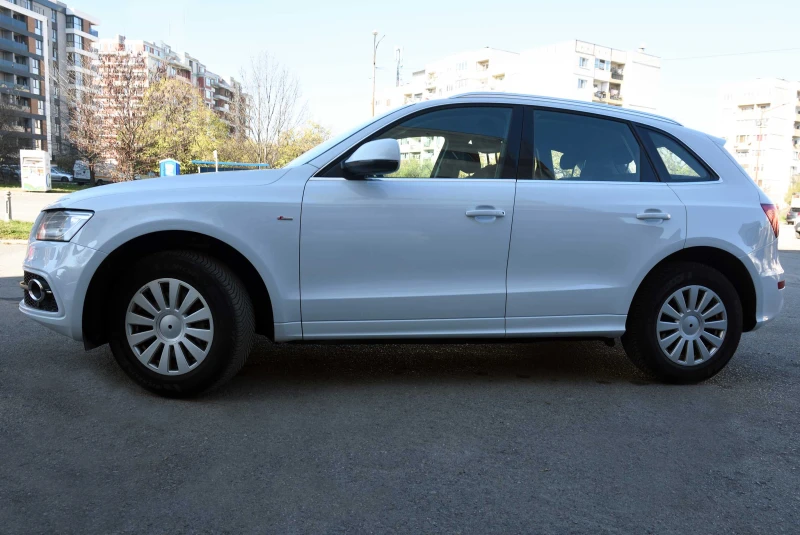 Audi Q5 S line, снимка 4 - Автомобили и джипове - 52500132