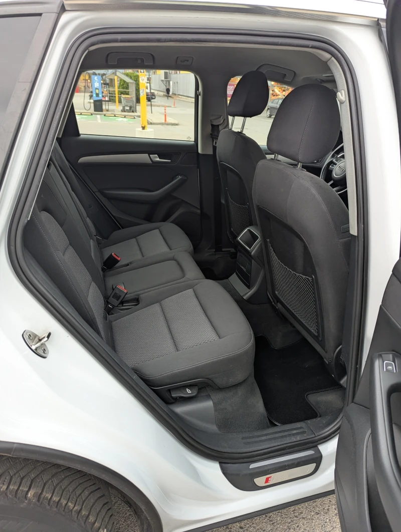 Audi Q5 S line, снимка 12 - Автомобили и джипове - 52500132