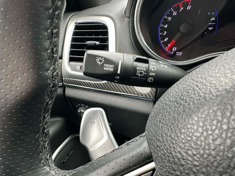 Jeep Grand cherokee 6.4 SRT, снимка 15 - Автомобили и джипове - 53531048