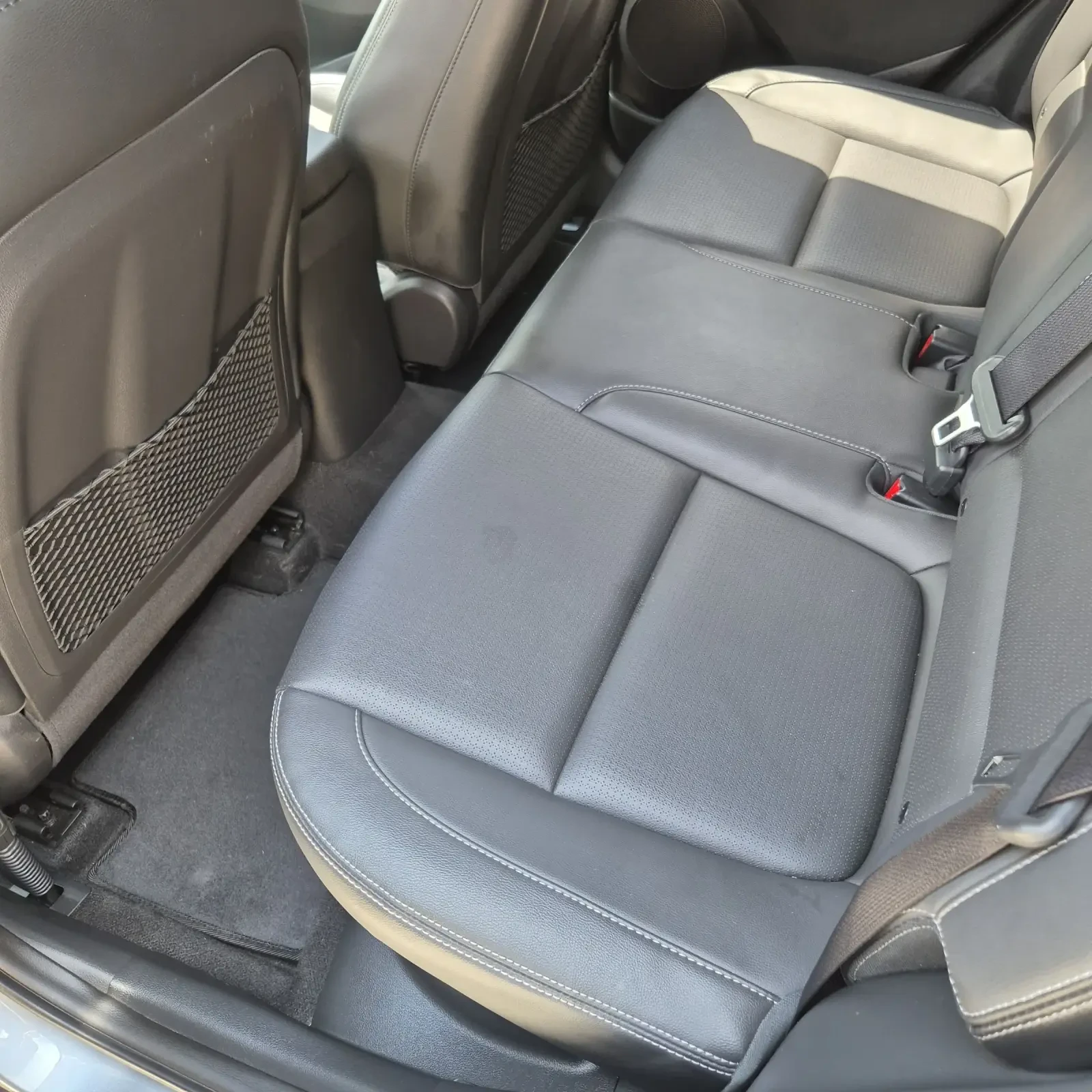 Hyundai Kona 1.6d 4x4 75000km. ОБДУХВАНЕ ПОДГРЕВ ТОП ТОП - изображение 9