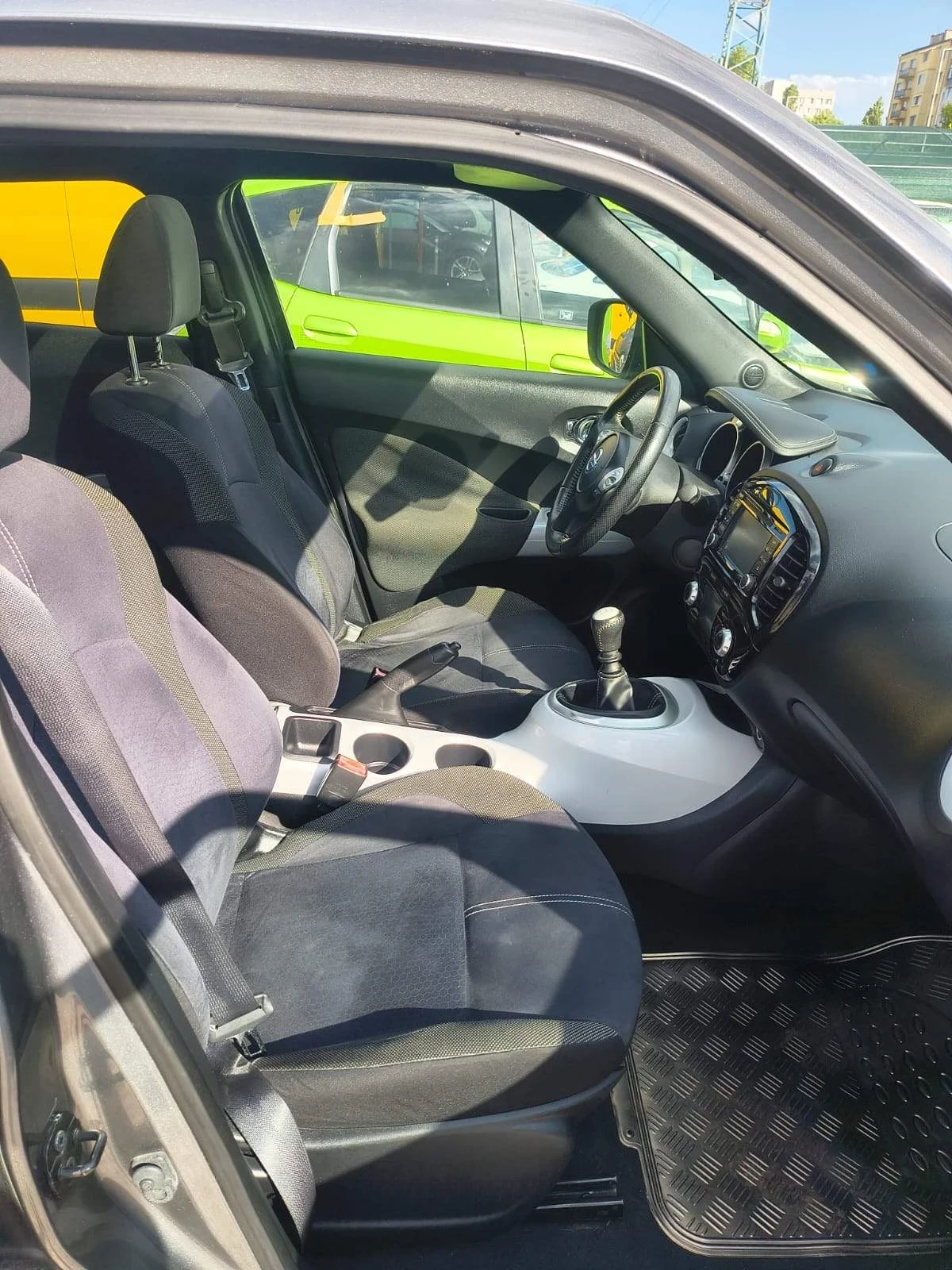 Nissan Juke 360 camera , keyless , navi , panorama  - изображение 9