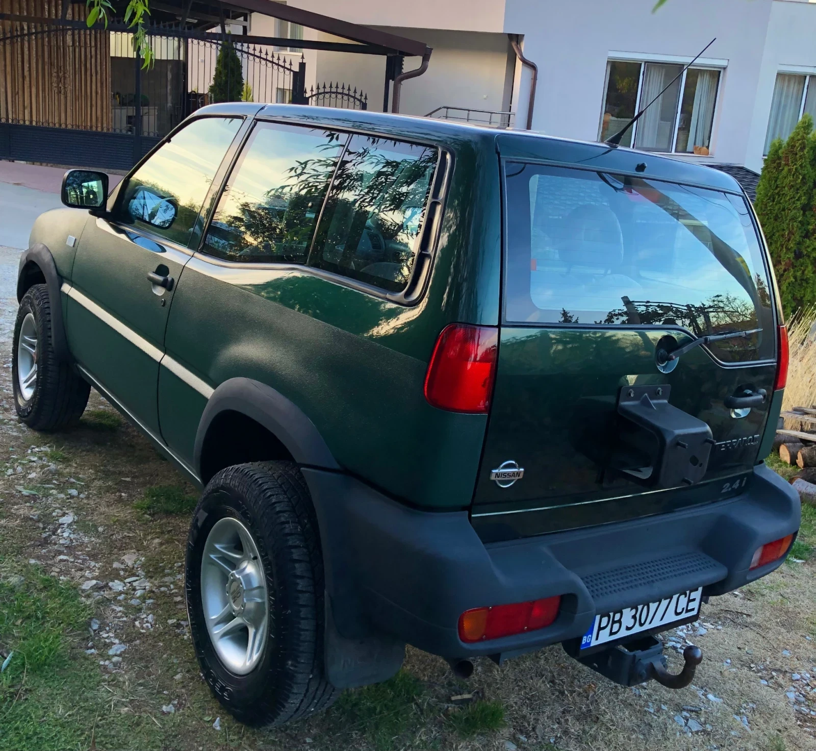 Nissan Terrano  - изображение 2