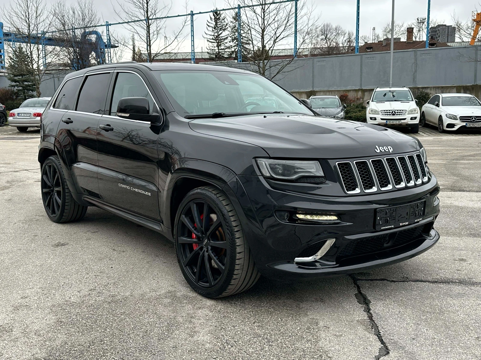 Jeep Grand cherokee 6.4 SRT - изображение 6