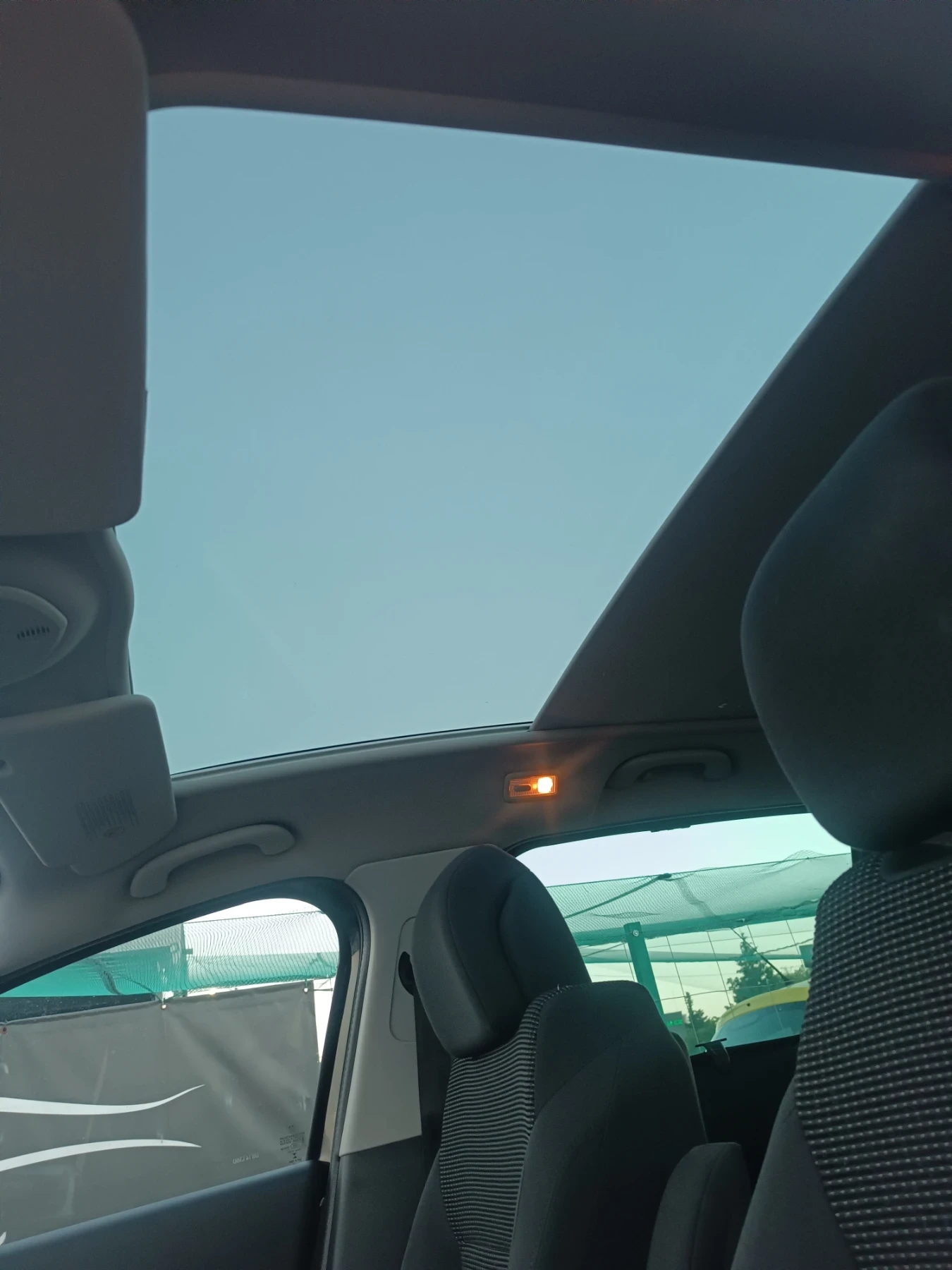 Peugeot 5008 1, 6 AUTOMATIC, 7 МЕСТА, FULL LED, ЛИЗИНГ , снимка 13 - Автомобили и джипове - 53648519