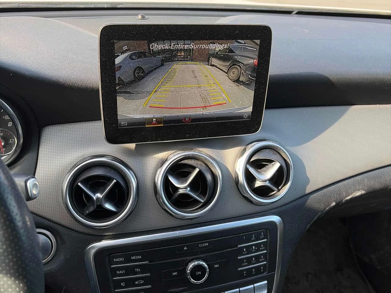 Mercedes-Benz GLA 250 * 4MATIC* PANO* KEYLESS*  - изображение 9