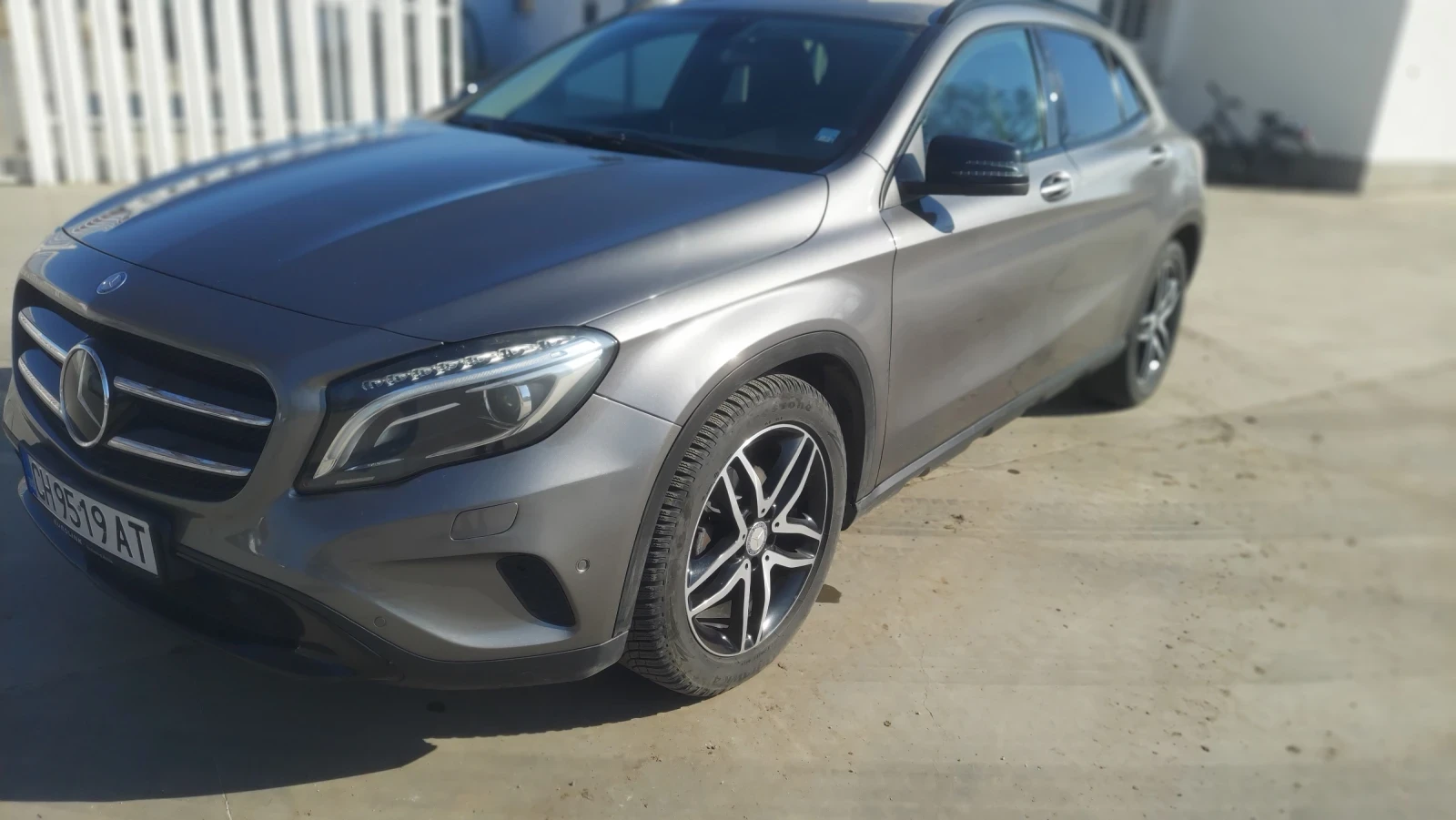 Mercedes-Benz GLA 220, снимка 2 - Автомобили и джипове - 53937265