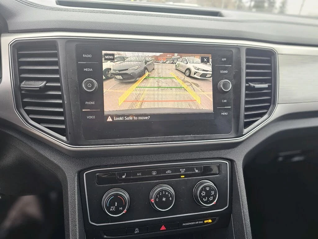 VW Atlas 3.6L* Trendline* 4Motion* АвтоКредит* (ЦЕНА ДО БГ), снимка 10 - Автомобили и джипове - 54137905