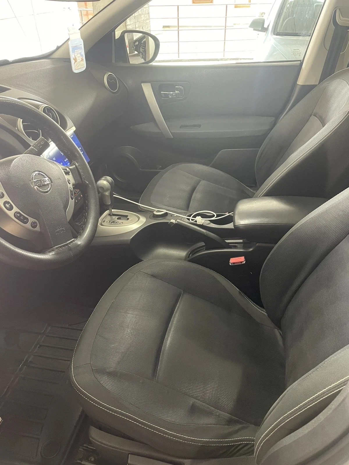 Nissan Qashqai, снимка 6 - Автомобили и джипове - 54181156