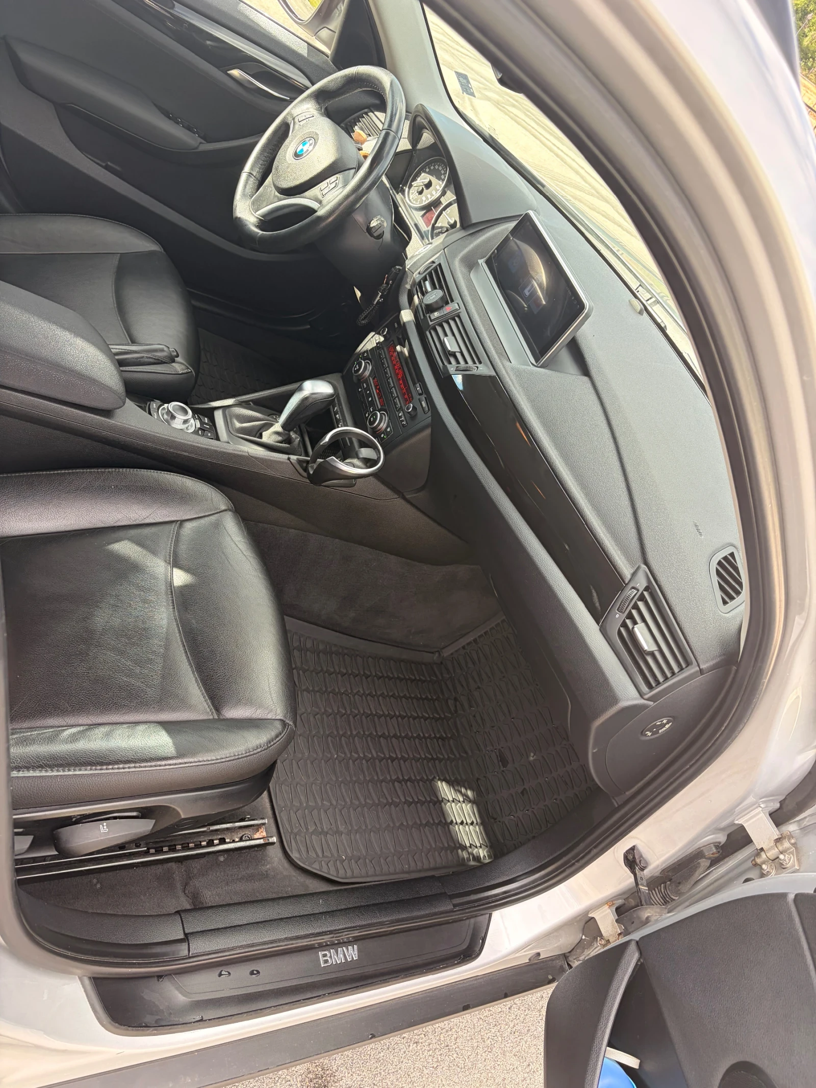 BMW X1 1.8 xd с подгрев и кожен салон, снимка 11 - Автомобили и джипове - 54597137