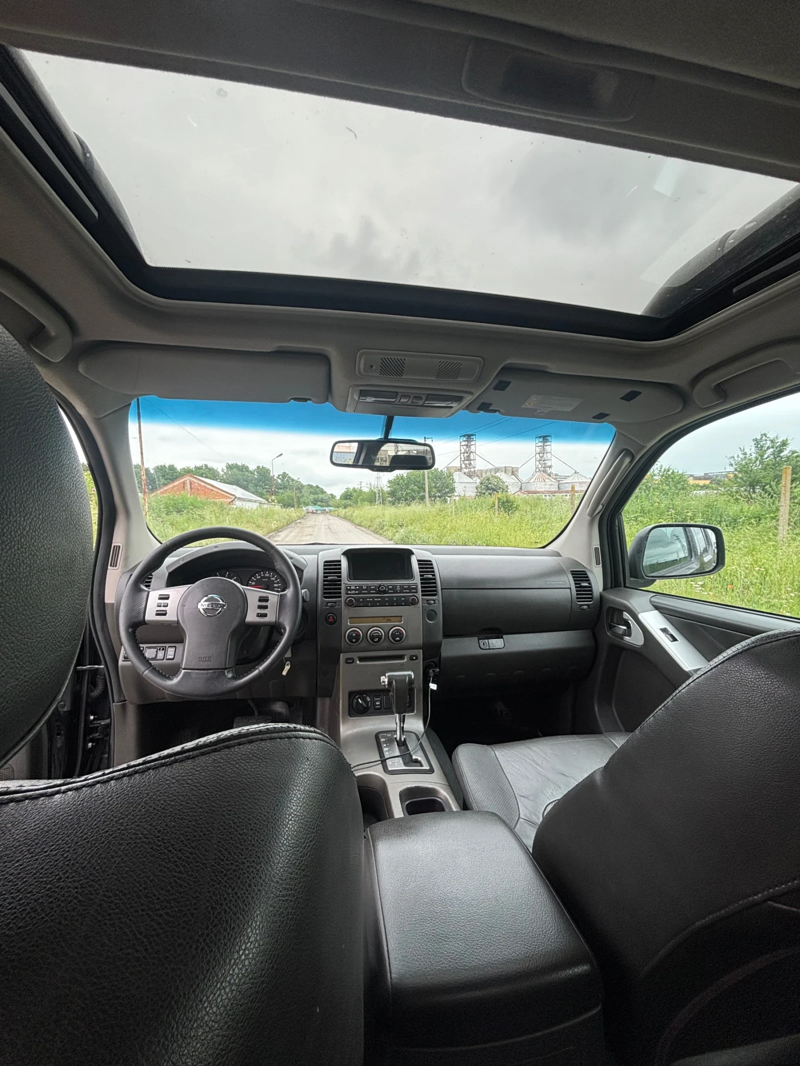 Nissan Navara 2.5 | Mobile.bg � ����������� 9