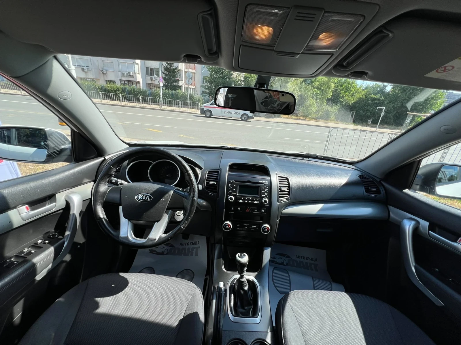 Kia Sorento 2.2CRDi/4x4, снимка 9 - Автомобили и джипове - 55427864