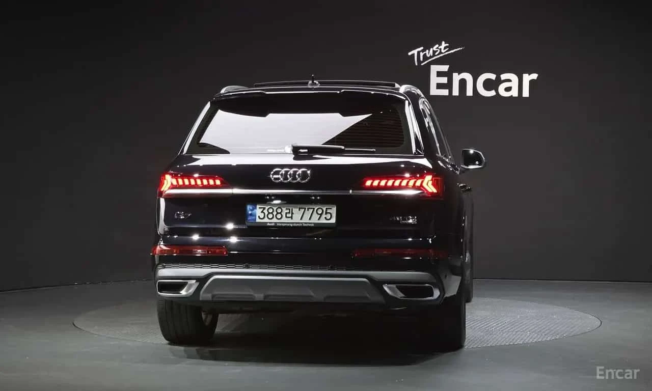 Audi Q7 | MATRIX | DISTRONIC | 360 | HUD | , снимка 4 - Автомобили и джипове - 55622411