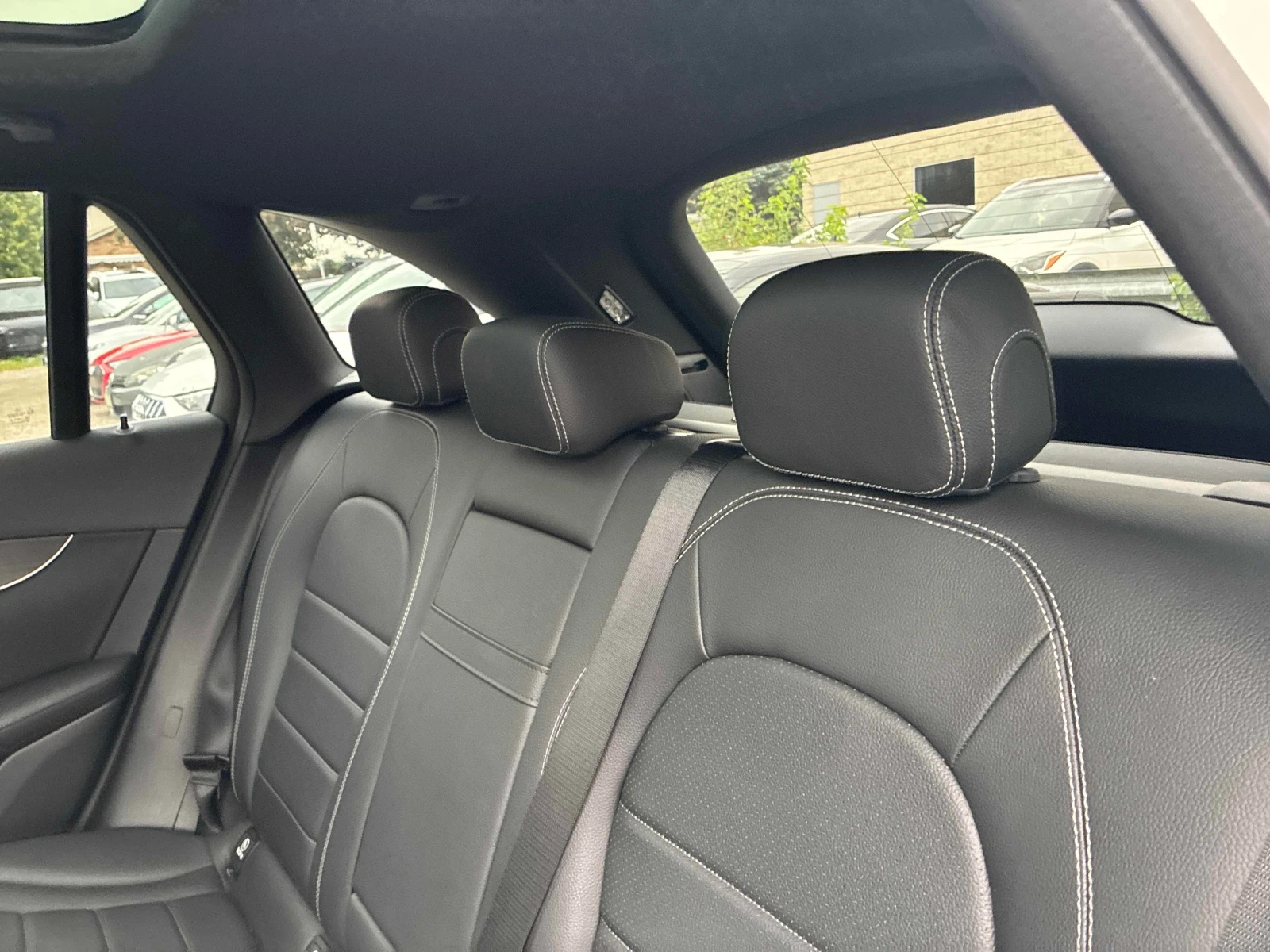 Mercedes-Benz GLC * 300 * CARFAX * ОПЦИЯ ЗА ФИНАНСИРАНЕ , снимка 15 - Автомобили и джипове - 55986761