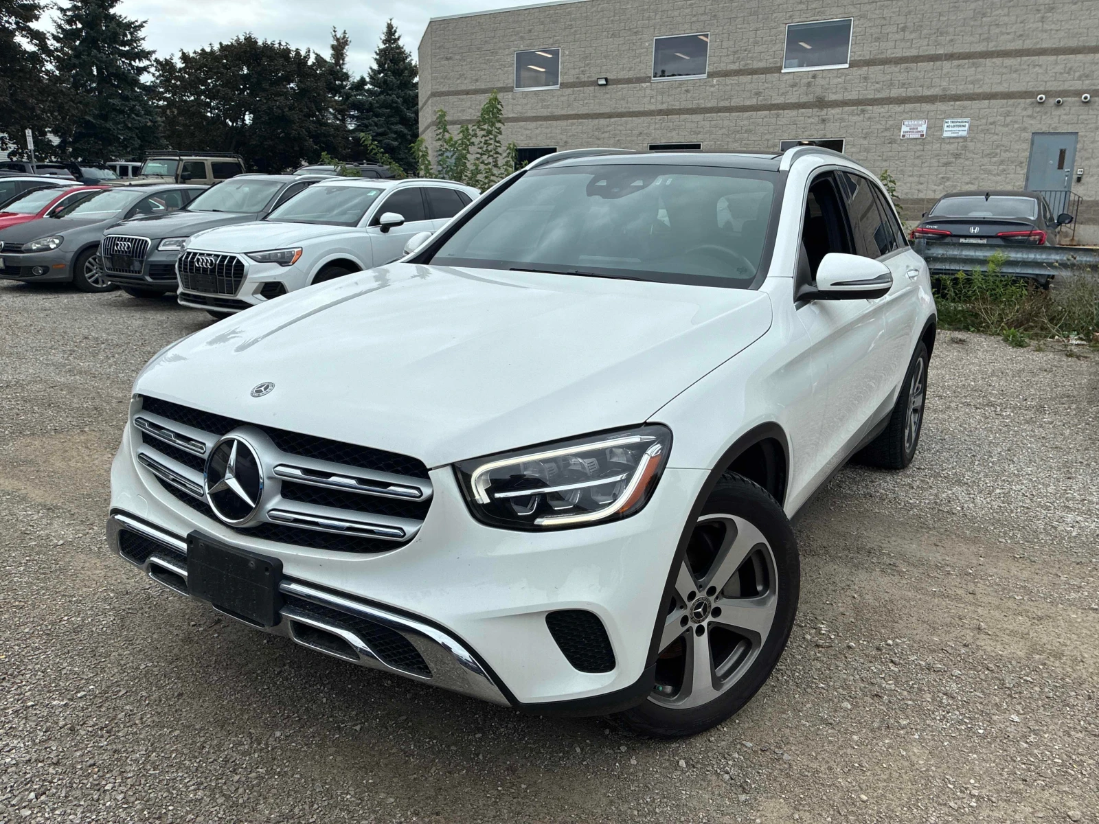 Mercedes-Benz GLC * 300 * CARFAX * ОПЦИЯ ЗА ФИНАНСИРАНЕ 