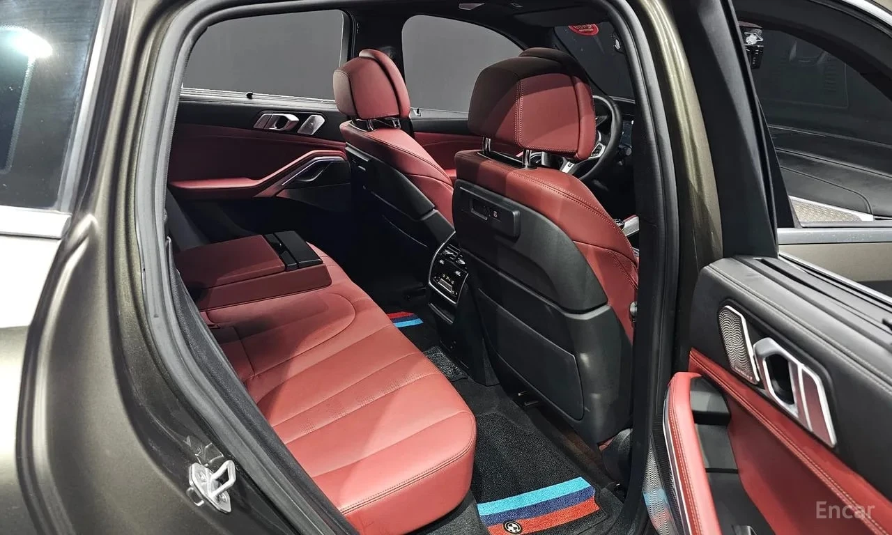 BMW X6 xDrive40i M Sport/ДИСТР/ОБДУХ/ХЕДЪП/ЛАЗЕРИ/МАСАЖ, снимка 11 - Автомобили и джипове - 56005323