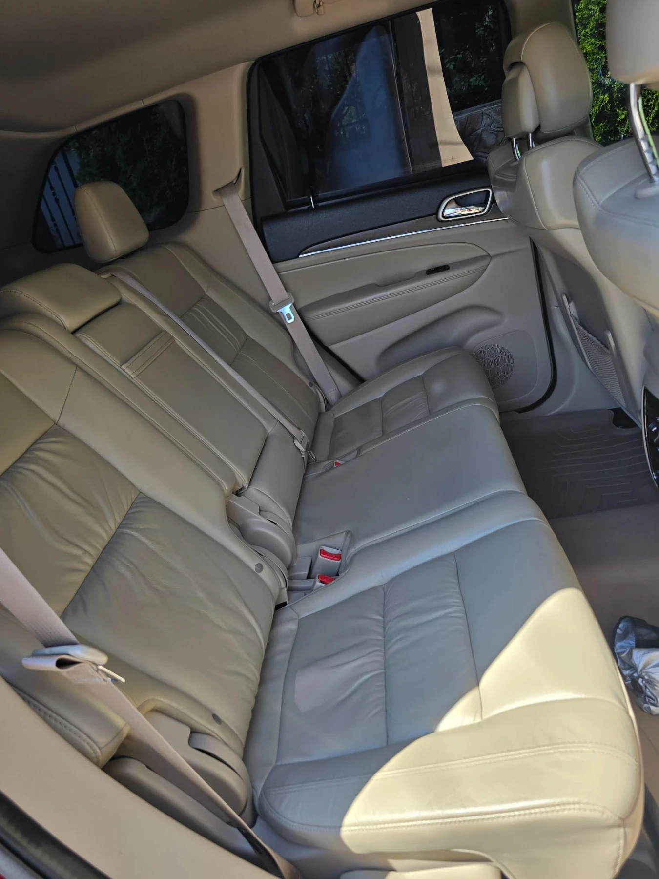 Jeep Grand cherokee 5.7, снимка 10 - Автомобили и джипове - 56018879
