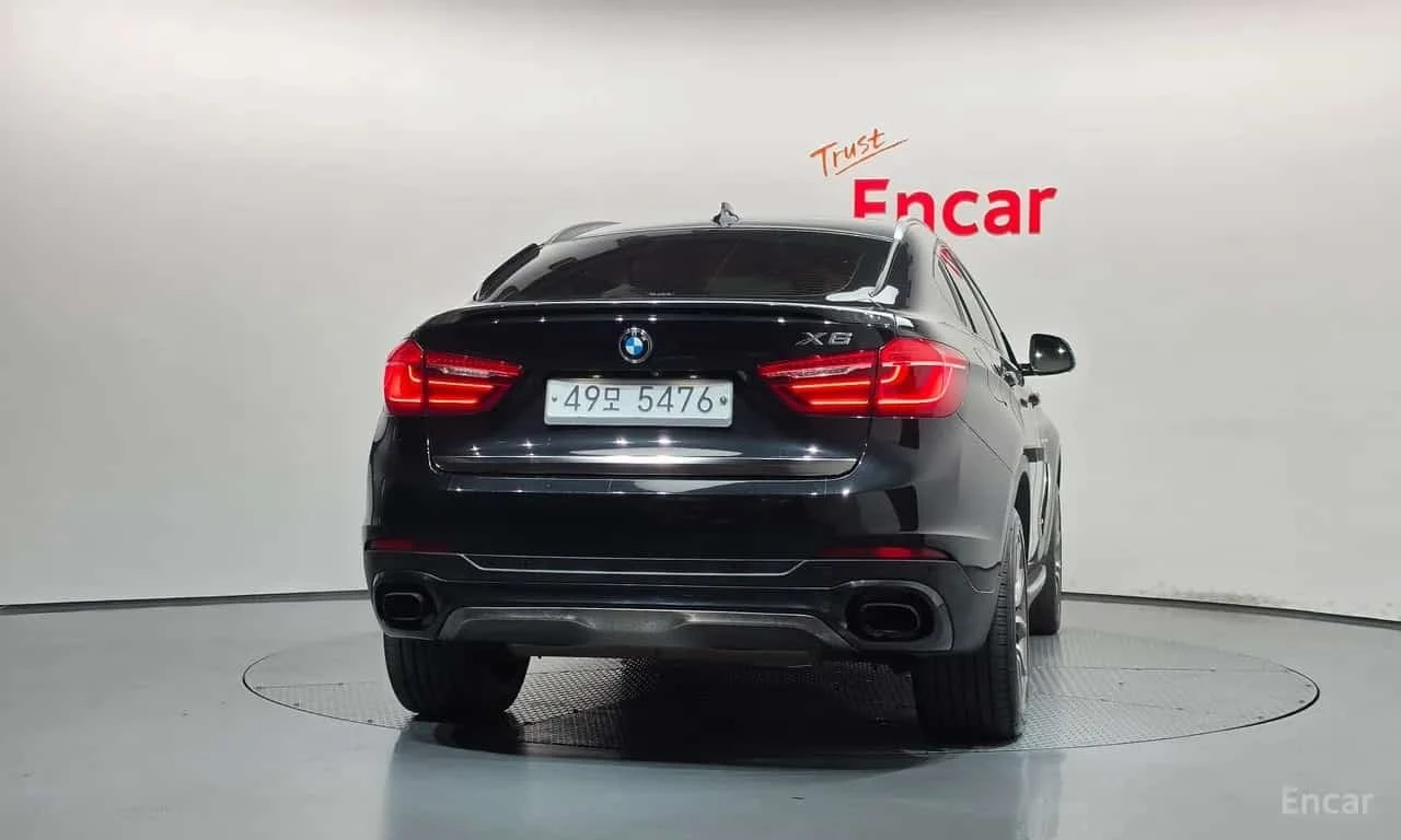 BMW X6 * xDrive 40d * М пакет * Обдухване * Head Up * , снимка 4 - Автомобили и джипове - 56185362