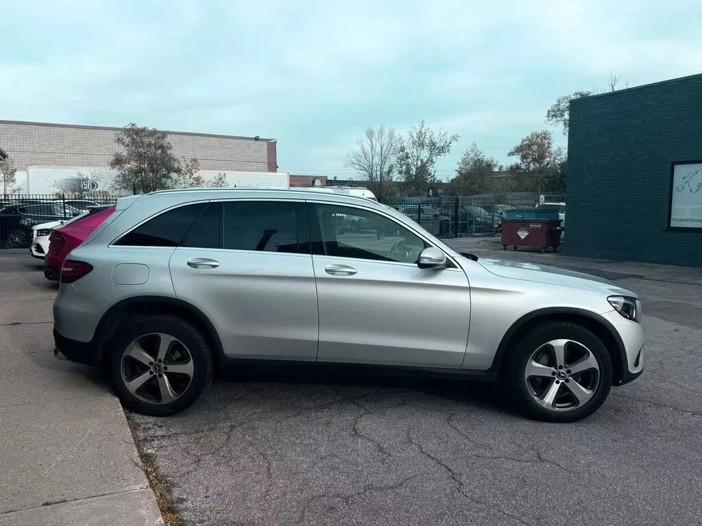 Mercedes-Benz GLC 300, снимка 6 - Автомобили и джипове - 56724130