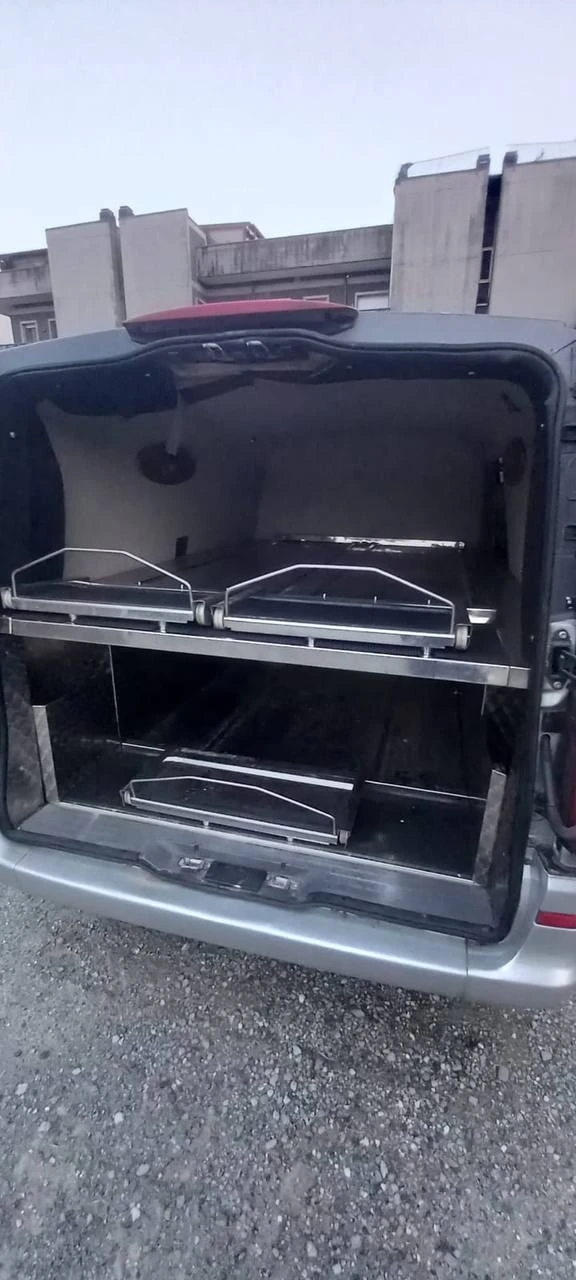 Mercedes-Benz Vito Катафалка, снимка 5 - Бусове и автобуси - 54915274