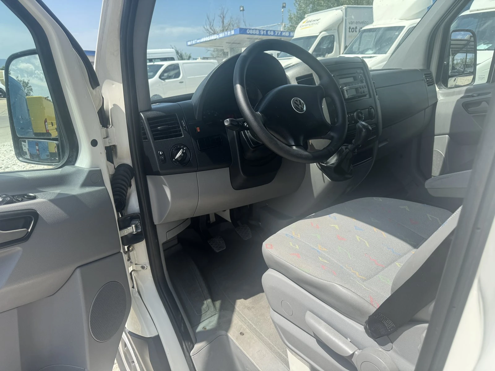 VW Crafter KLIMA, HLADILEN, 283000KM!!! - изображение 8