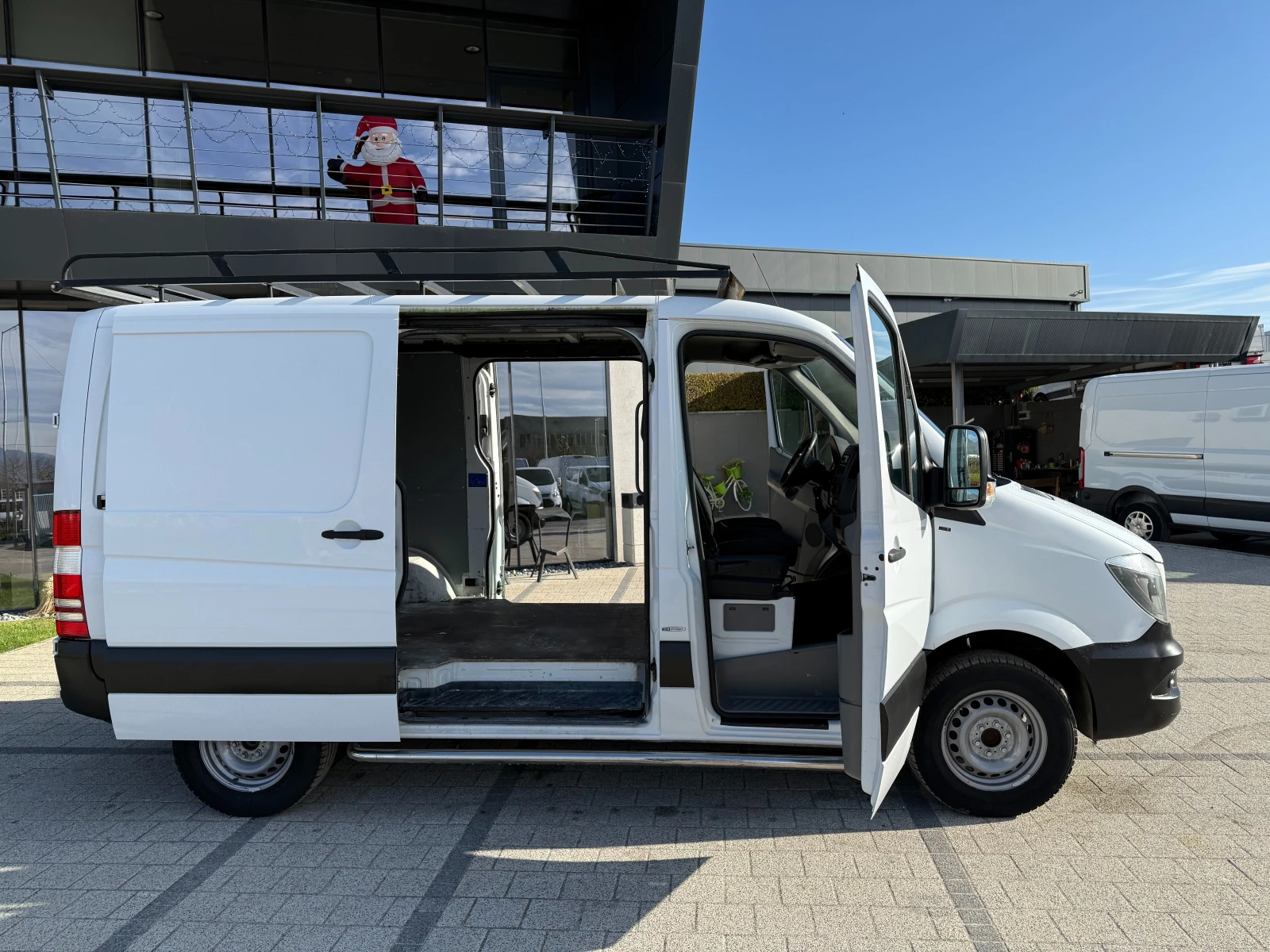 Mercedes-Benz Sprinter 313CDI 2 странични врати Клима Euro 5 - изображение 8