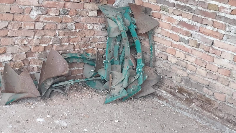 Плуг Kverneland RW 100, снимка 5 - Селскостопанска техника - 52301273