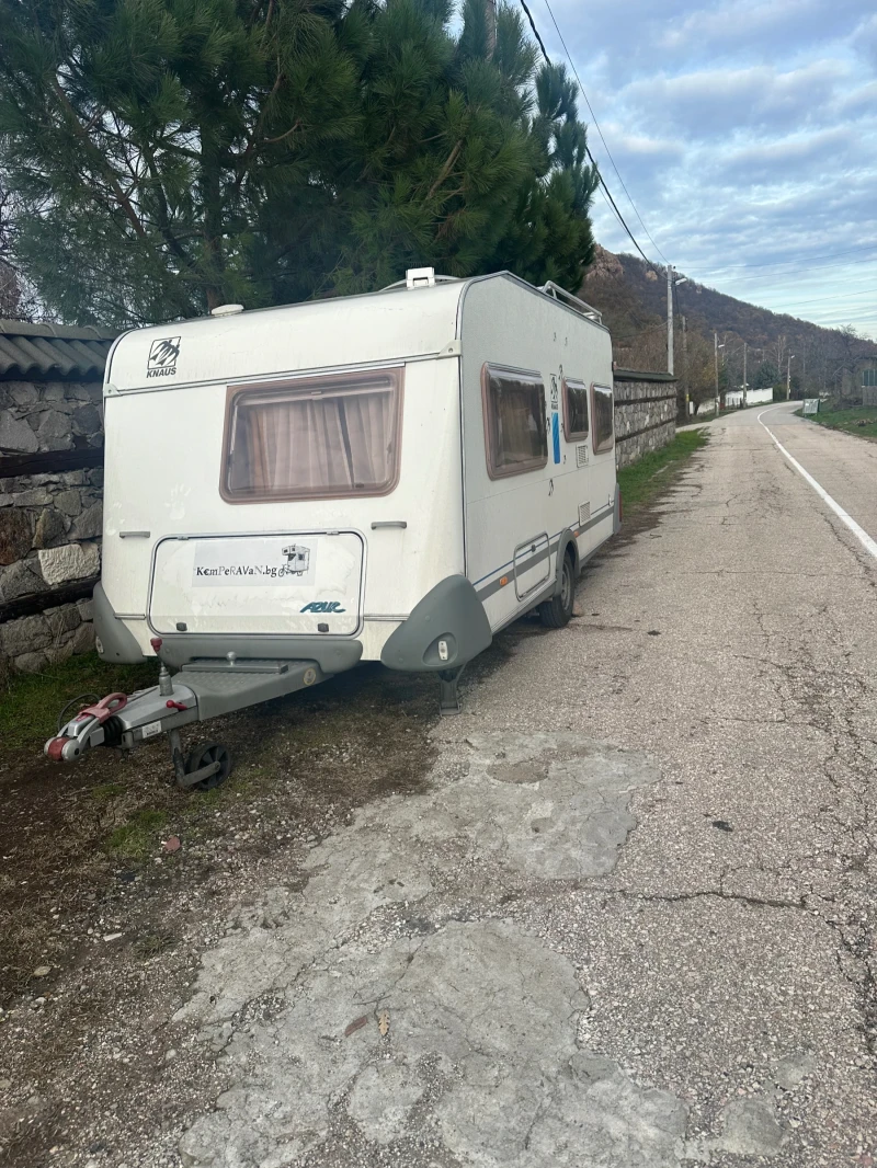 Каравана Knaus Azure 450 toscana, снимка 4 - Каравани и кемпери - 52756911