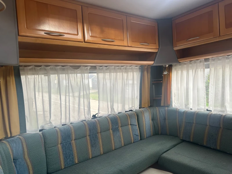 Каравана Knaus Azure 450 toscana, снимка 6 - Каравани и кемпери - 52756911