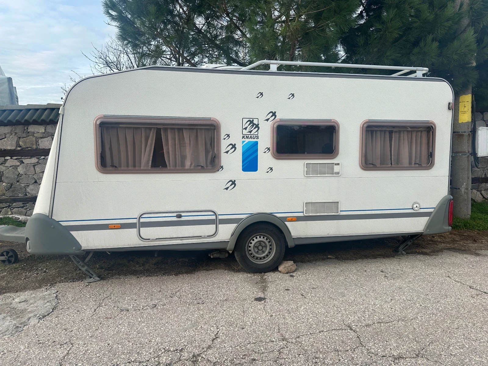 Каравана Knaus Azure 450 toscana, снимка 1