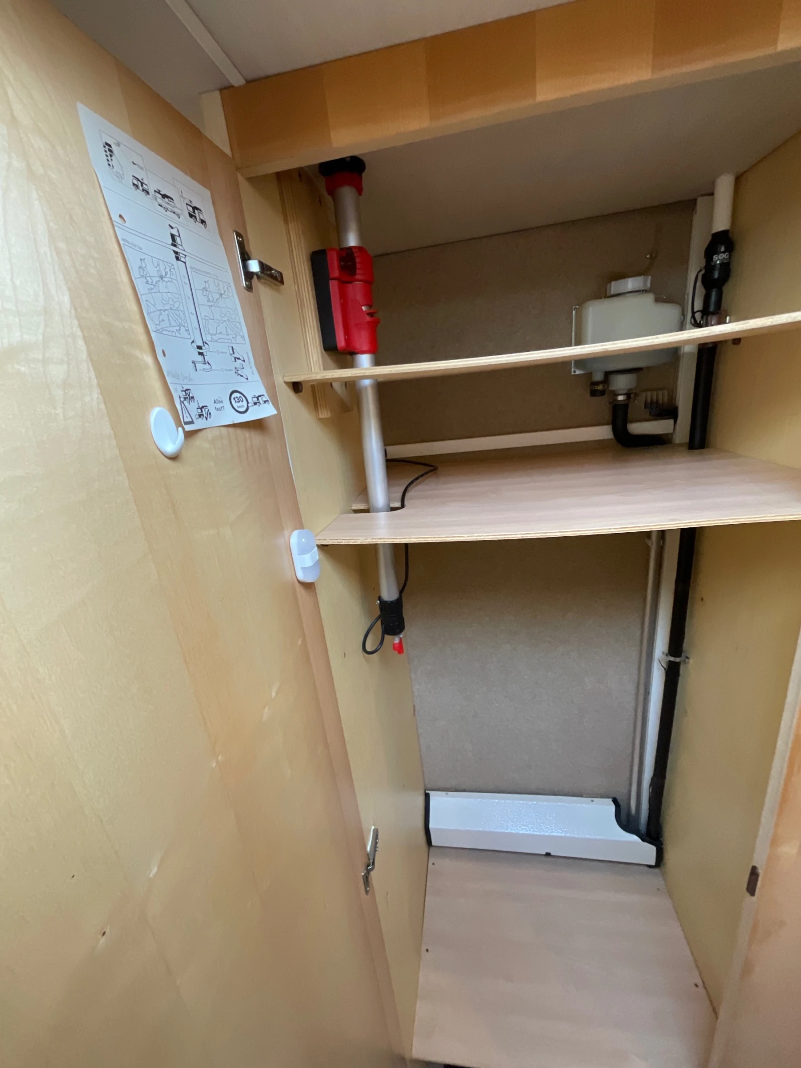 ������ HYMER / ERIBA Beisl | Mobile.bg � ����������� 9