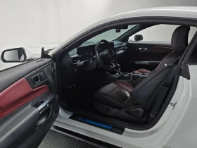 Ford Mustang 2.3 H Automatic, снимка 10