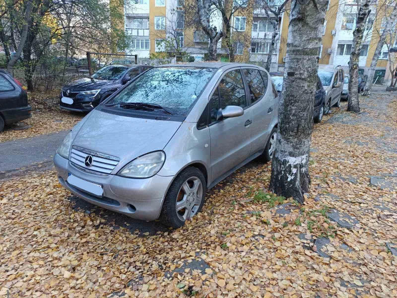 Mercedes-Benz A 190, снимка 1 - Автомобили и джипове - 47992631