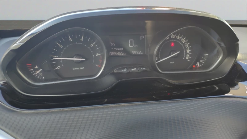 Peugeot 2008 ACTIVE 1.2 e-THP 110 EAT6 STT EURO 6, снимка 6 - Автомобили и джипове - 48537078