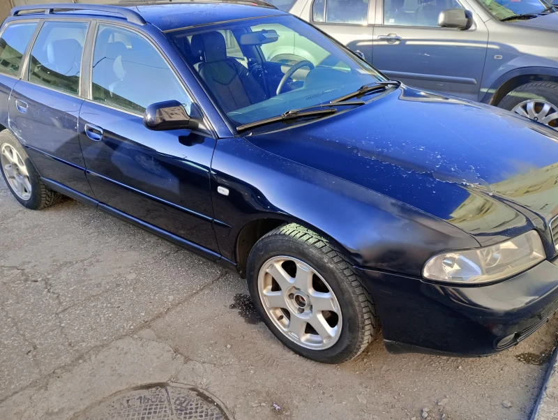 Audi A4, снимка 2 - Автомобили и джипове - 48621535