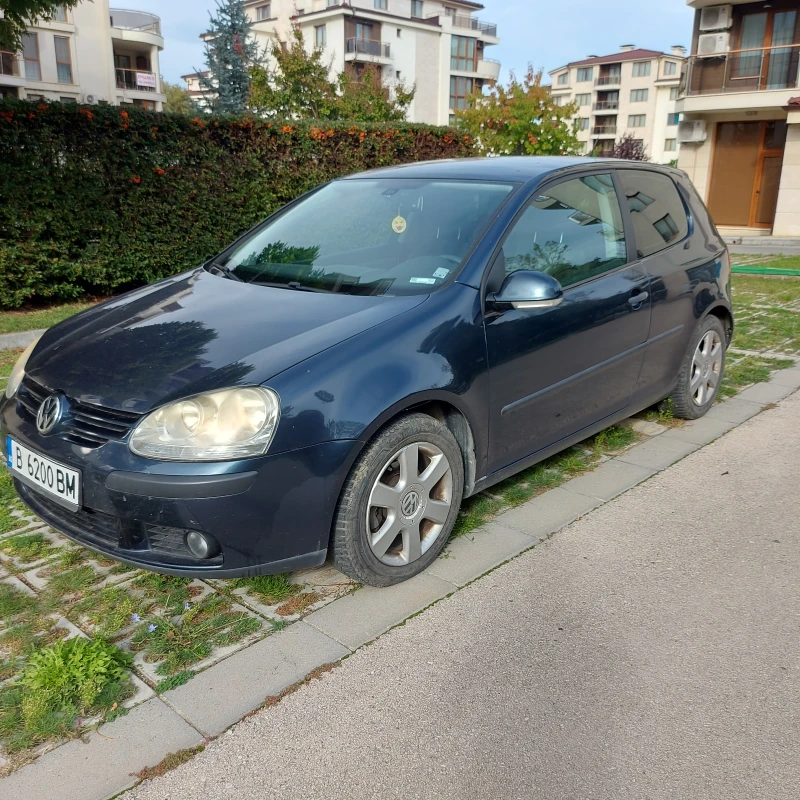 VW Golf 5, снимка 1 - Автомобили и джипове - 48991986